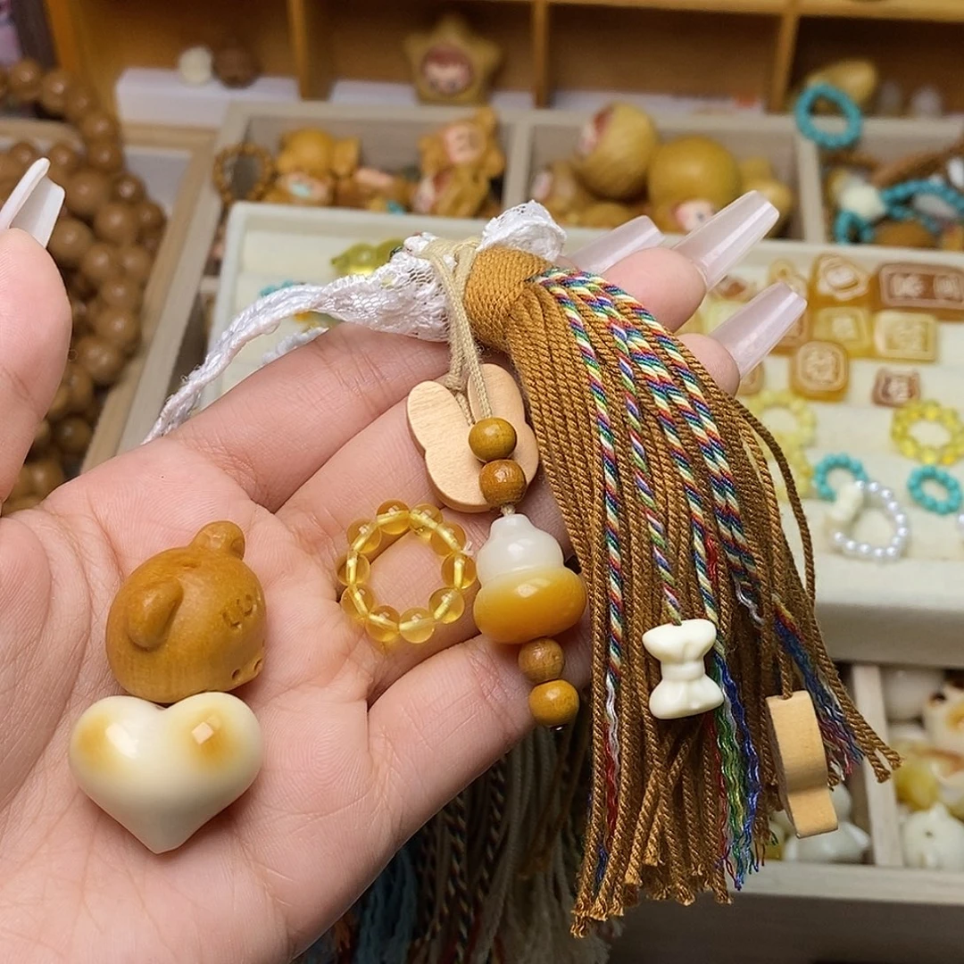 静***姐吊坠猴头核桃小熊米米 炭烤爱心 小蜜卡 焦糖玛奇朵