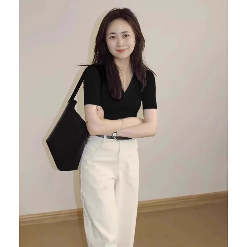 正品哥弟新款黑色正肩领冰丝针织短袖恤女夏季小个子修身短款衫半