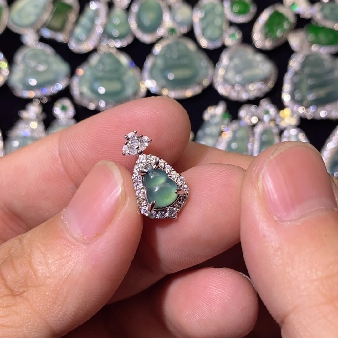 翡翠未镶嵌颈饰天然