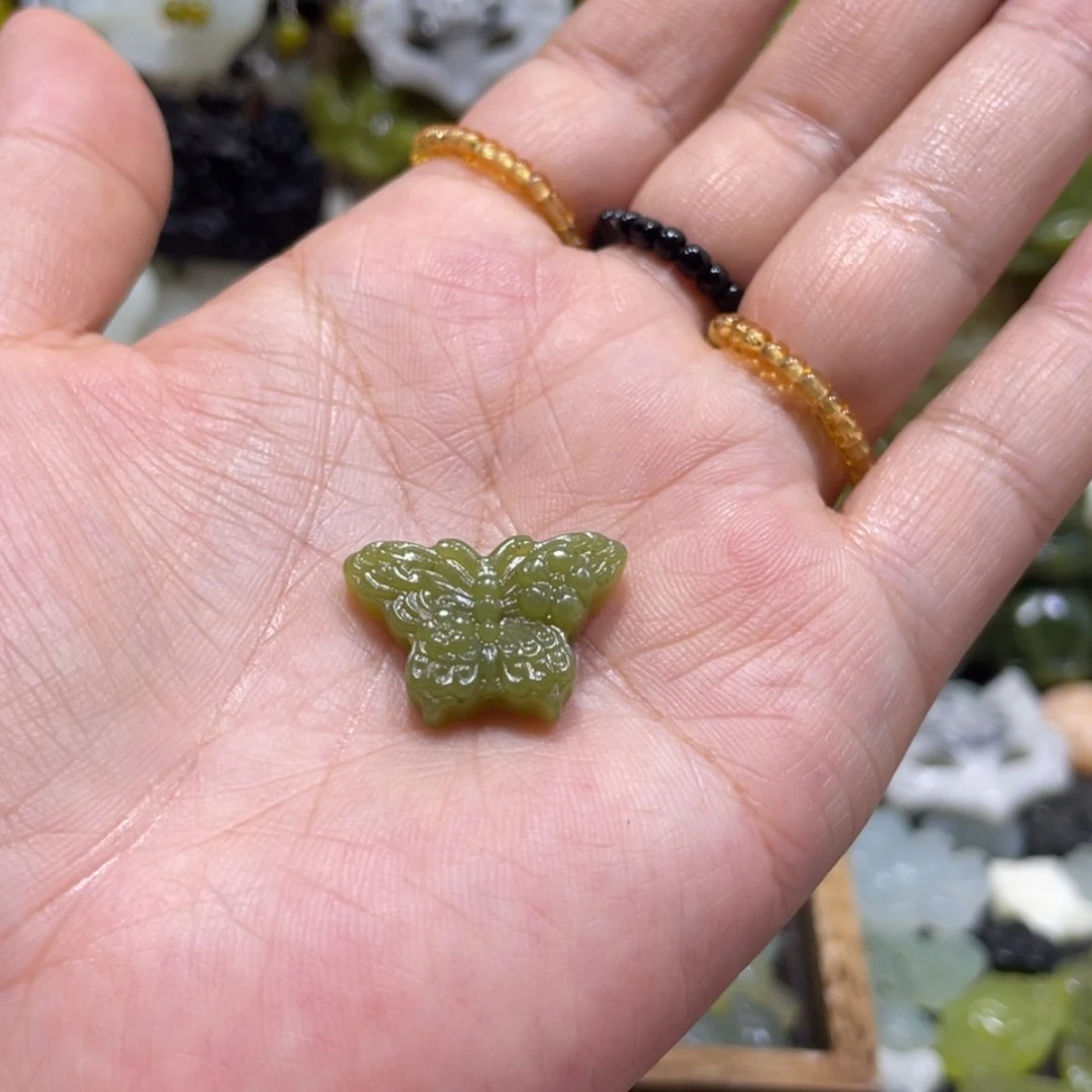 【闪购商品】岫玉颈饰未镶嵌一***姝98戒指