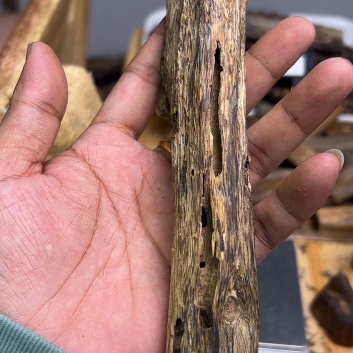 沉香碎屑沉香30克