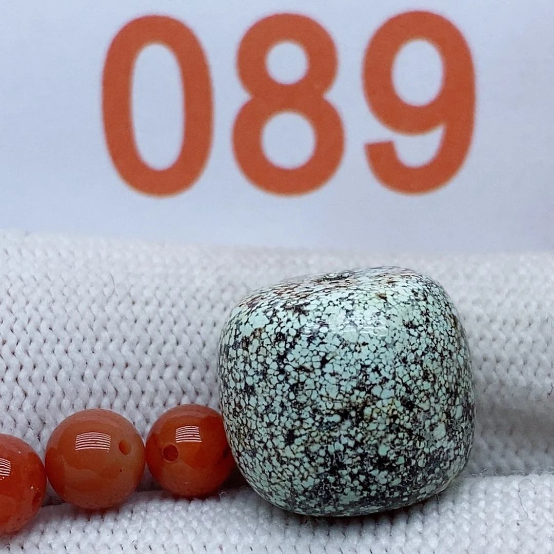 南红玛瑙未镶嵌珠宝奇石