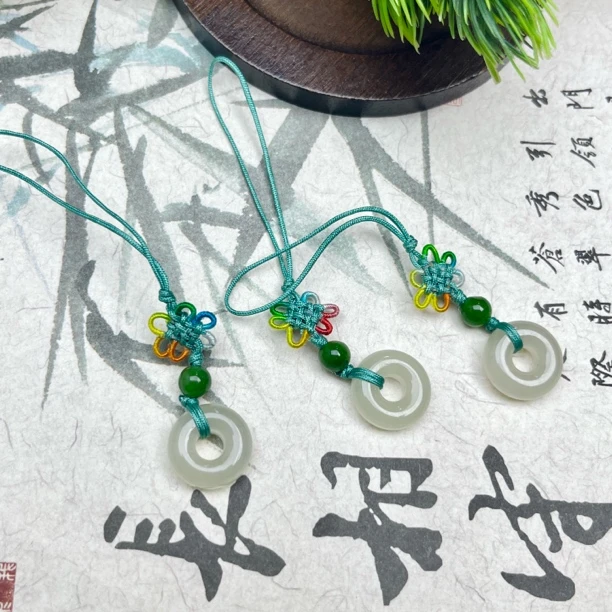 BY15和田玉冰底晴水平安扣手机挂15*5mm+多样性发其一