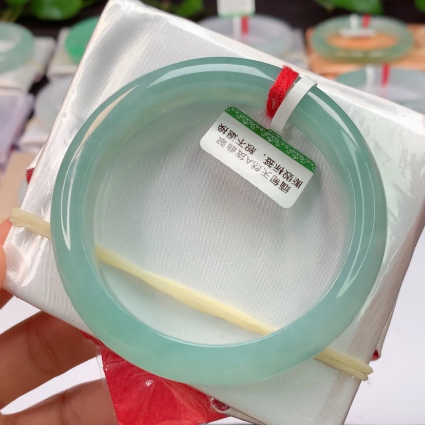 【闪购商品】翡翠手镯未镶嵌天然翡翠手镯