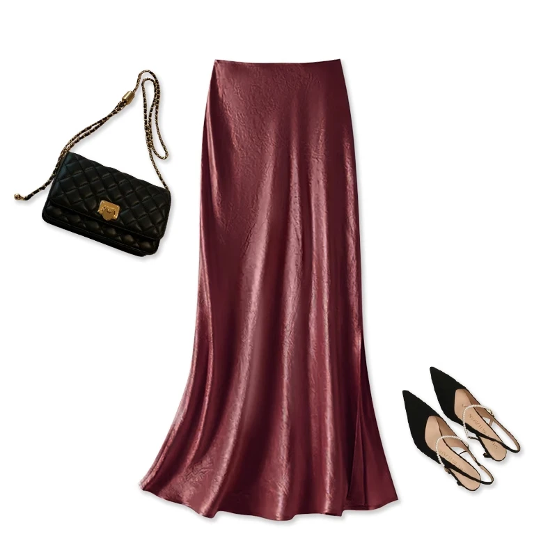 拉夏贝尔缎面秋冬半身裙女2025新款长款一步裙高腰包臀气质鱼尾裙