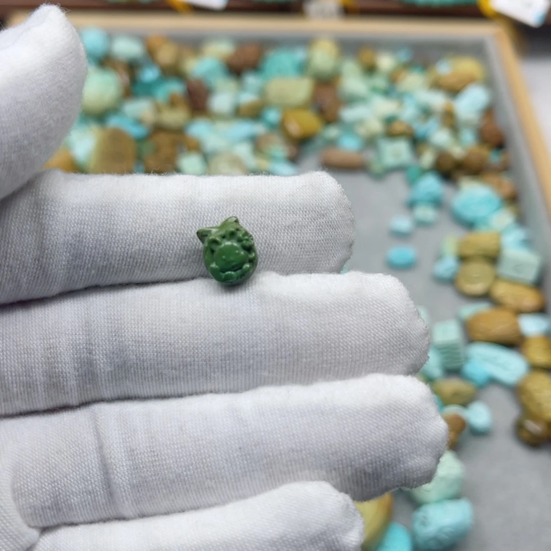 绿松石挂件未镶嵌