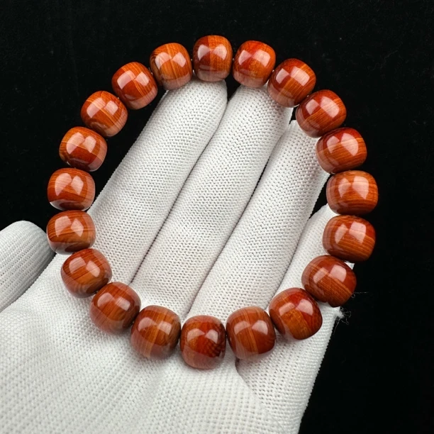 Q2554天然猛犸 冰咖料猪肝红11*10mm一物一图 假一罚十