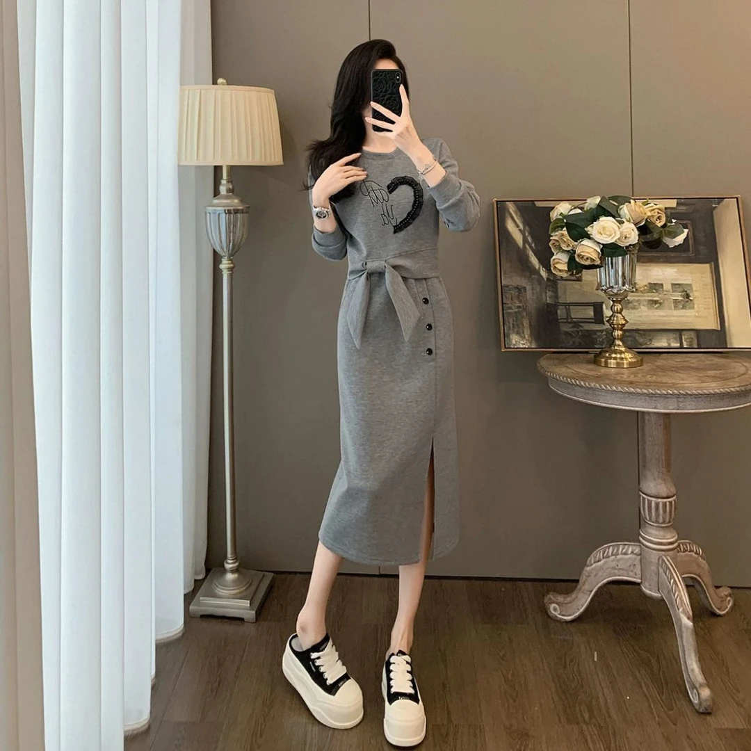 巨好看的秋冬一整套欧货高级感套装减龄设计感卫衣半身裙两件套女