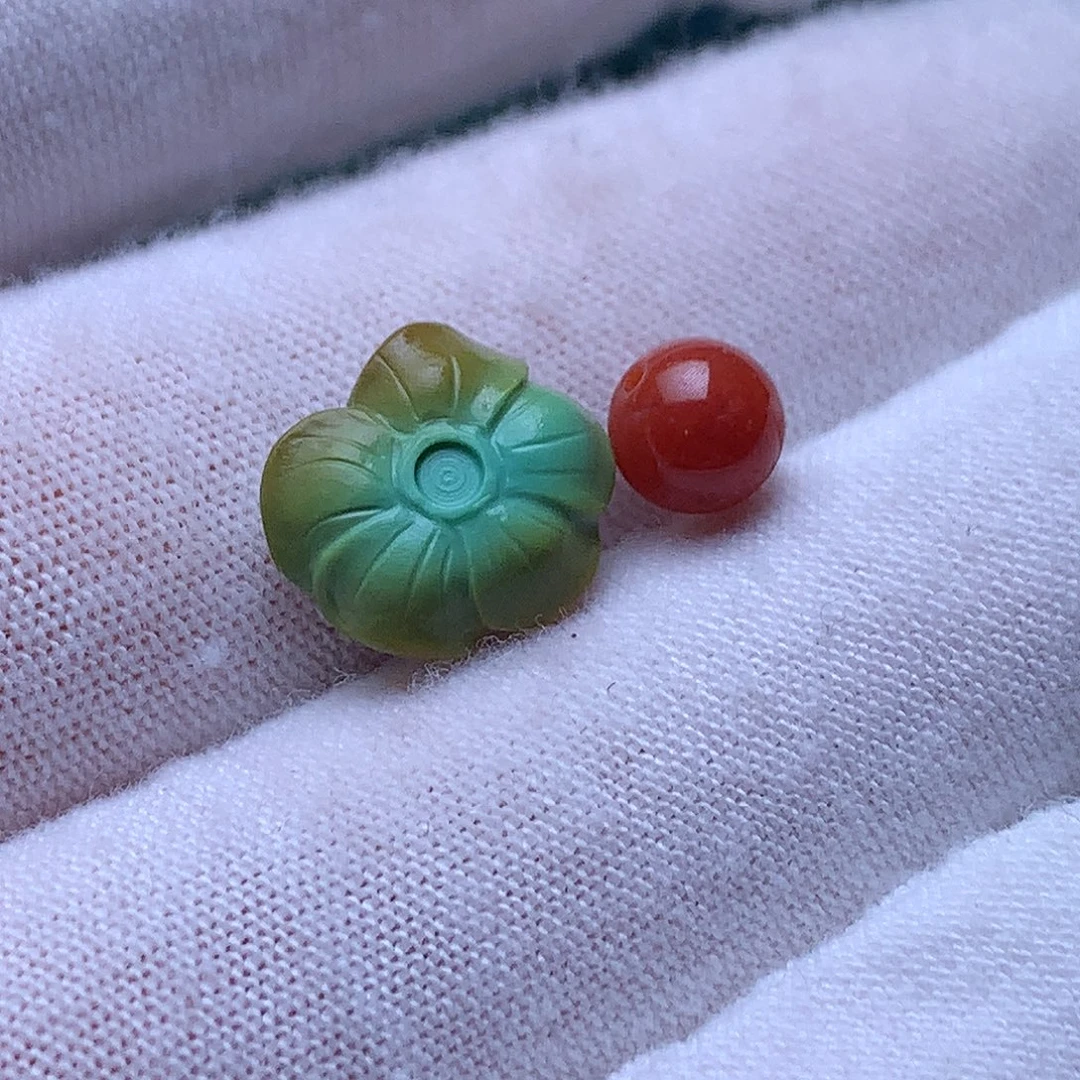 南红玛瑙未镶嵌珠宝奇石