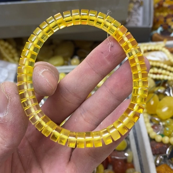 蜜蜡未镶嵌裸石手串