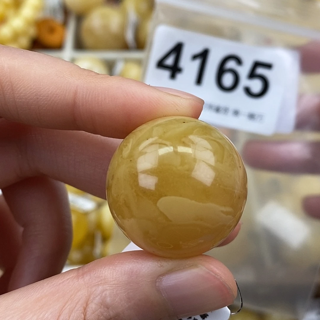蜜蜡未镶嵌珠宝奇石26.2