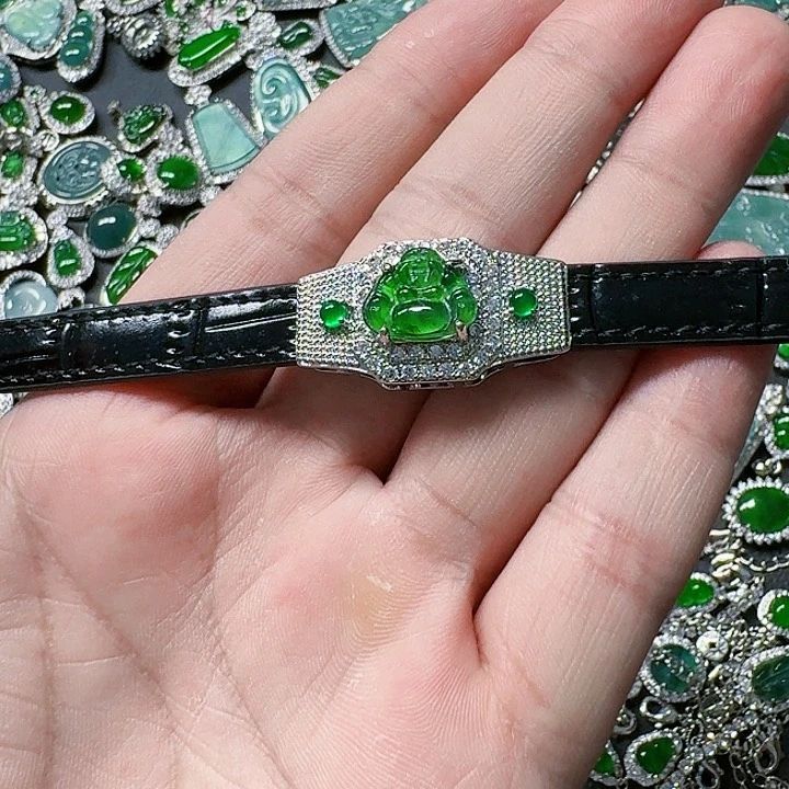 翡翠颈饰未镶嵌天然A货翡翠放漏