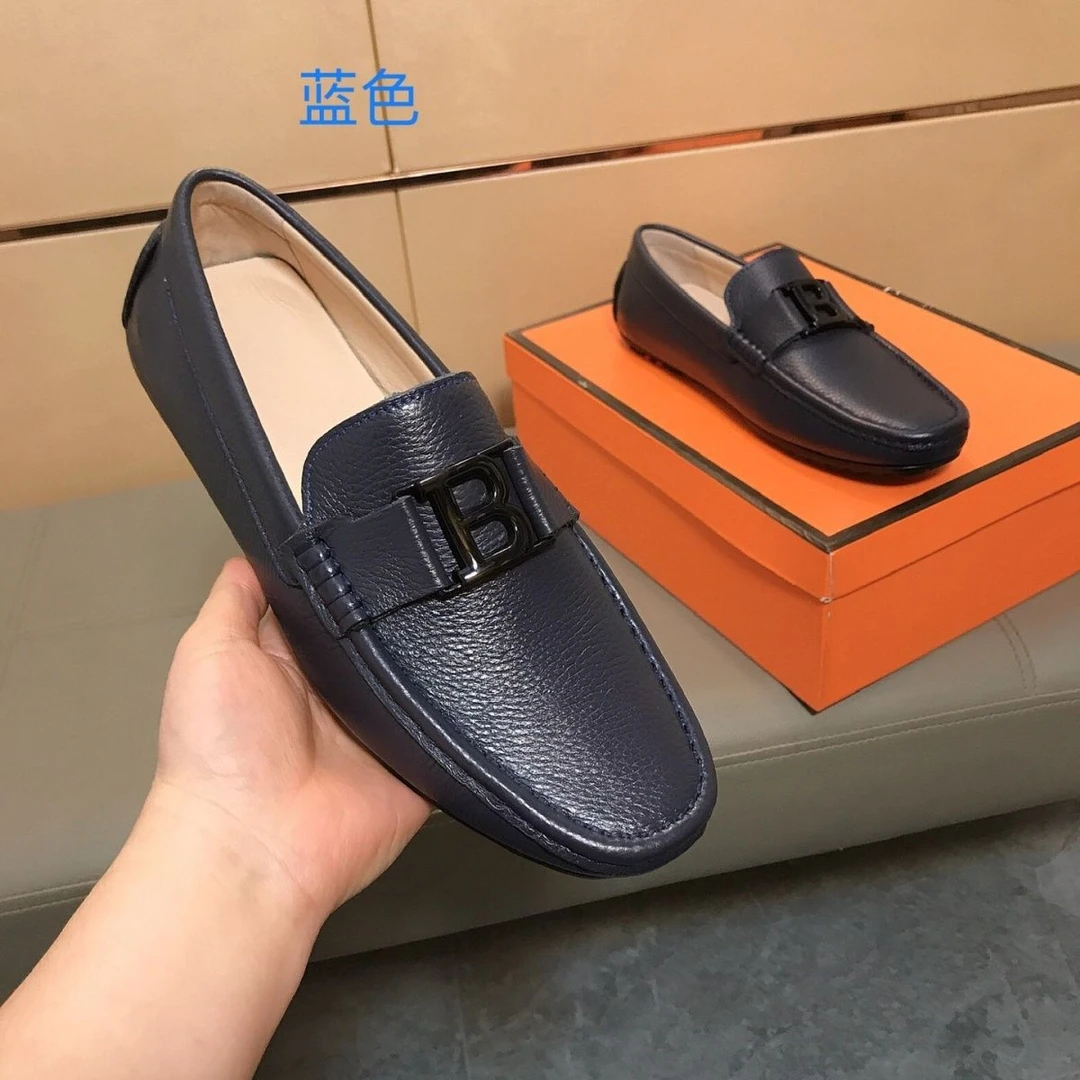 欧美新款夏季2025豆豆鞋真皮软底白色皮鞋男士脚蹬透气防滑懒人鞋