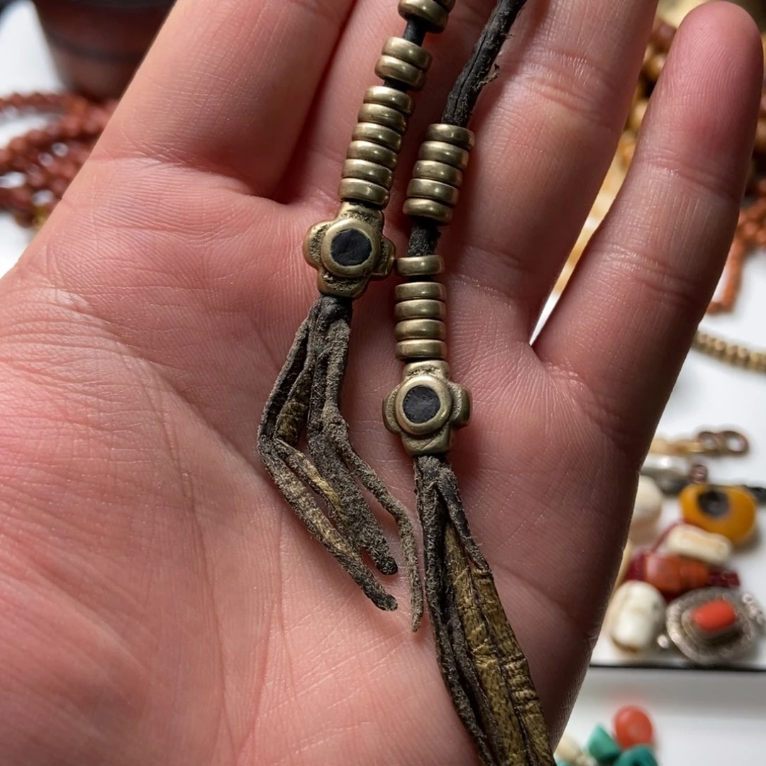 丫***头树脂制品藏传精品小元素的话说，