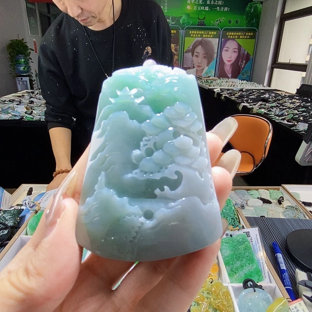 颈饰未镶嵌翡翠翡翠