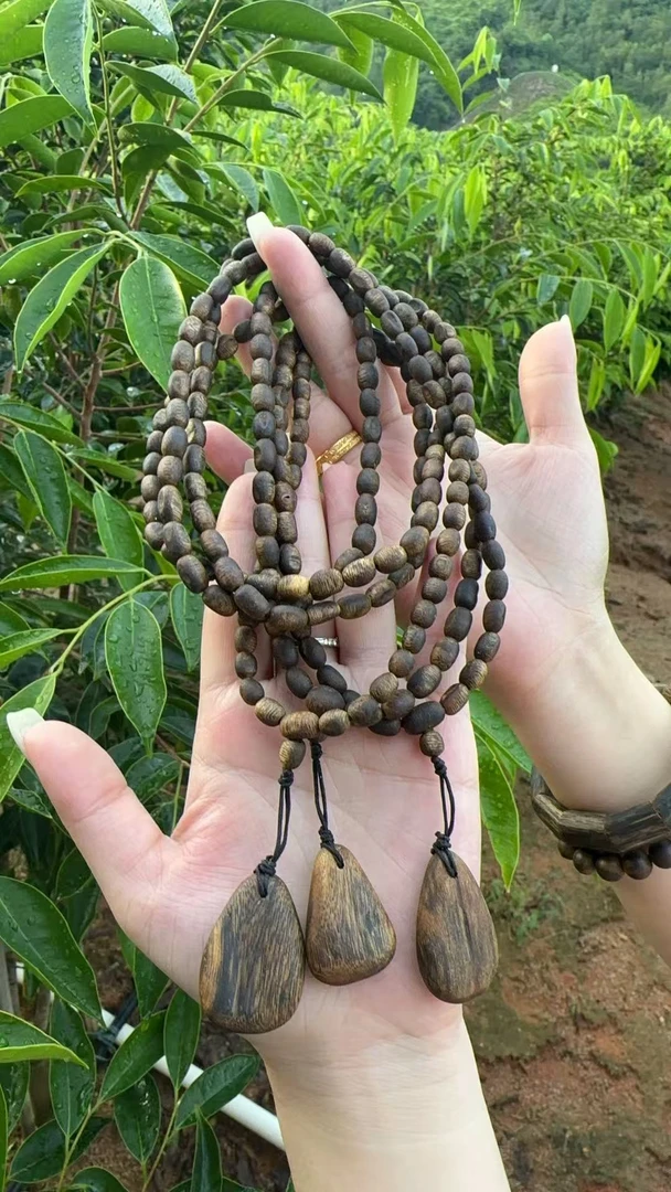 沉香【沉香女儿】绿棋留疤树心牌多圈多样性发一条