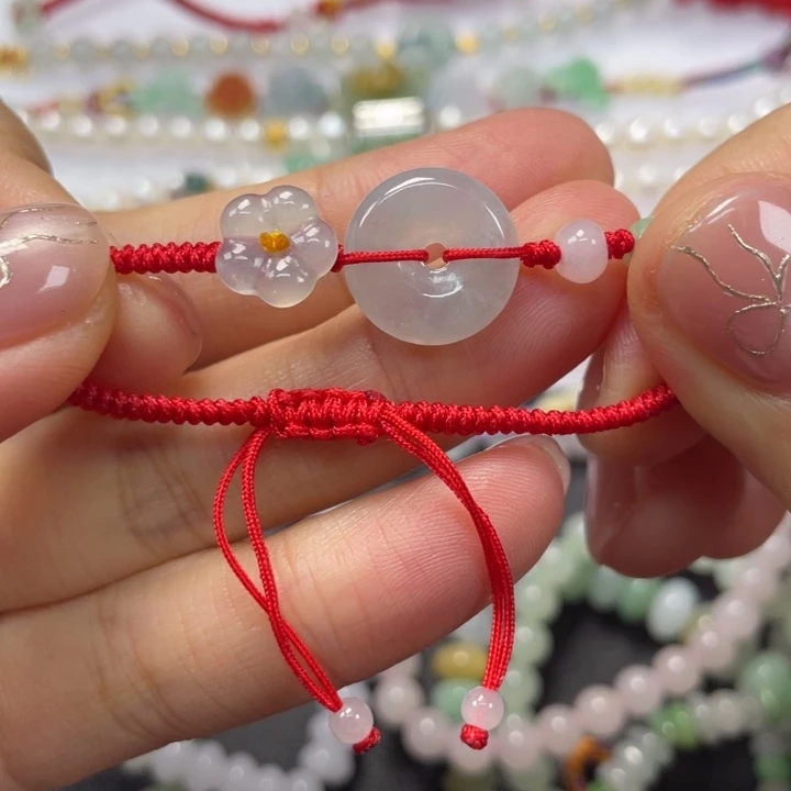 翡翠未镶嵌手绳79999999