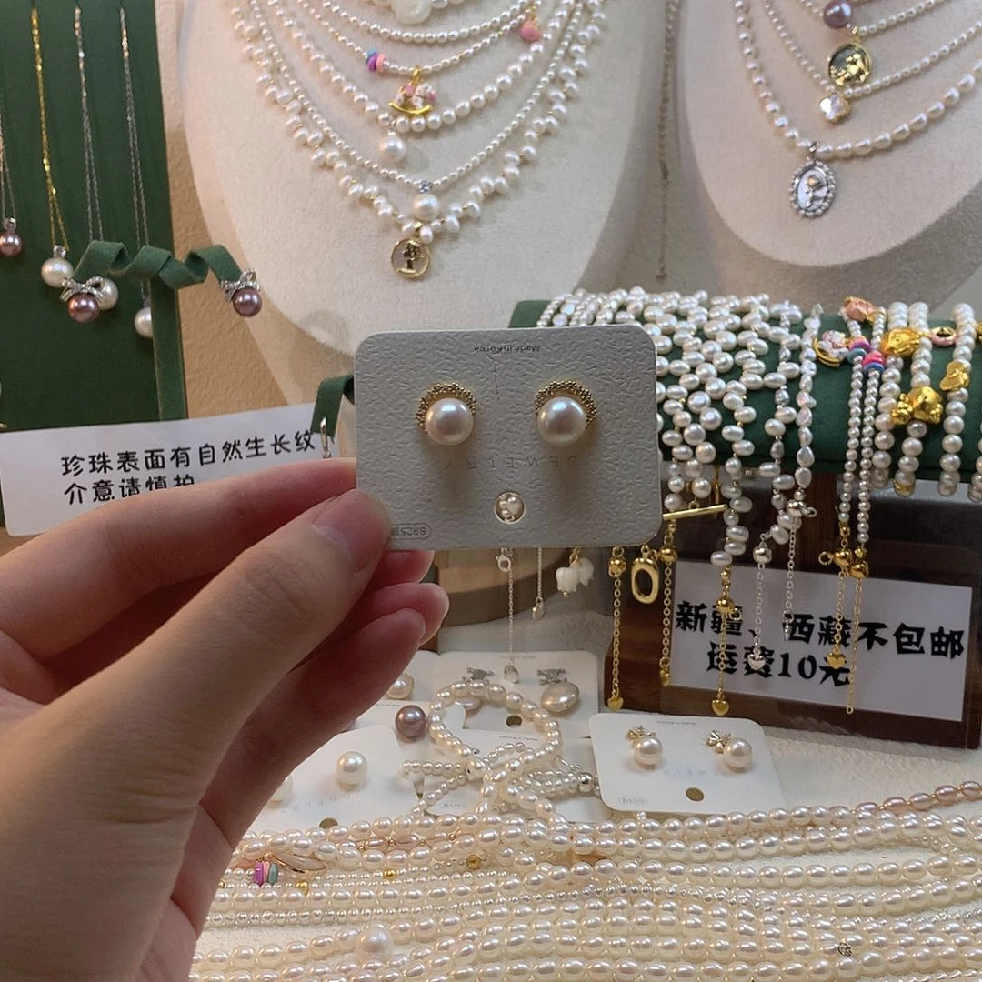 银S925镶嵌淡水珍珠云朵耳钉