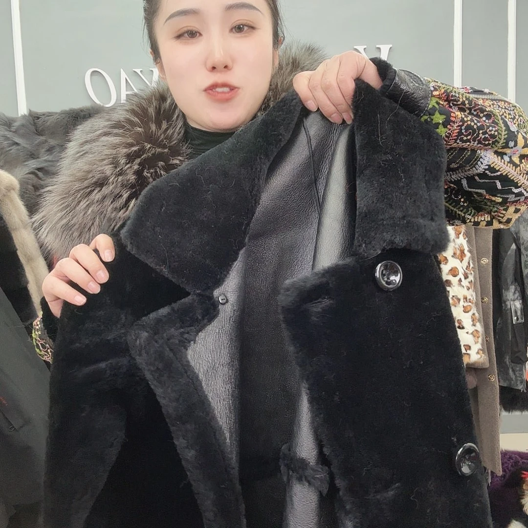 姚小妖家高端皮草