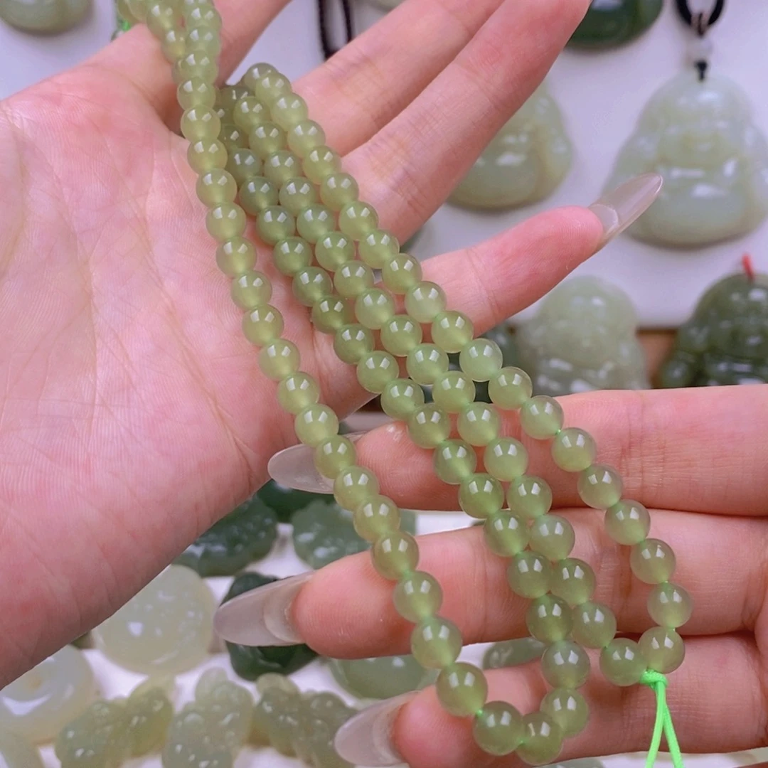 和田玉未镶嵌颈饰人****✺