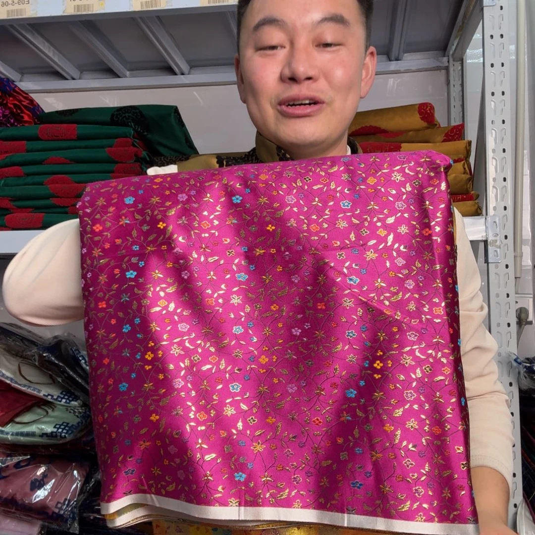 绸缎甩甩甩都甩甩甩甩