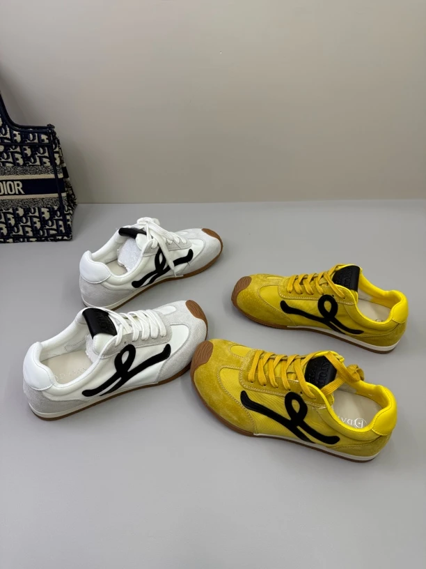 2025新款芒果头内增高德训鞋女软底休闲复古阿甘鞋潮