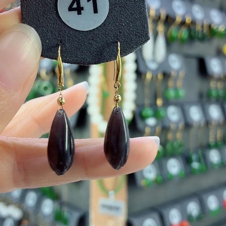 和田玉18K金镶嵌耳饰