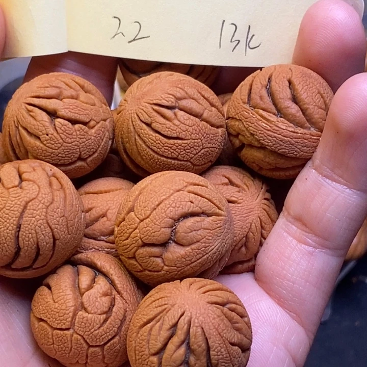 桃核吊坠秦岭龙纹桃核22尺寸