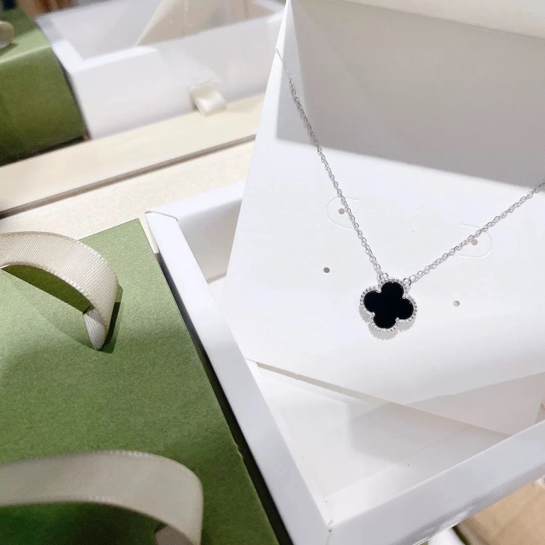 手镯 手镯 四叶草黑色项链0220