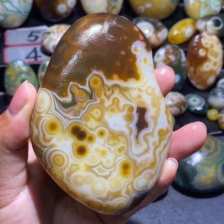 玛瑙/玉髓未镶嵌珠宝半成品102