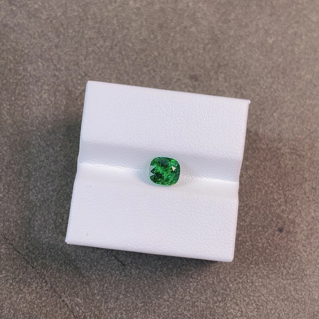 石榴石（沙弗莱）裸石未镶嵌沙弗莱1.19ct