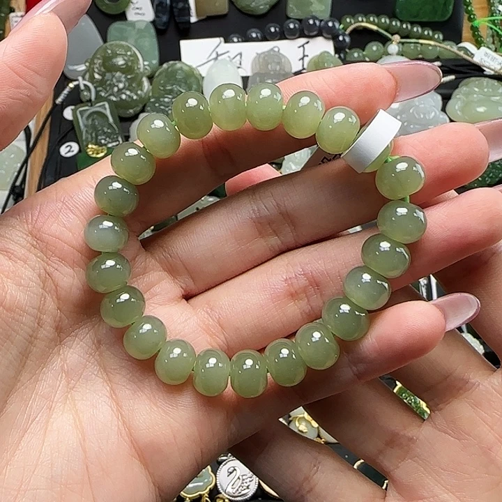 和田玉未镶嵌手串