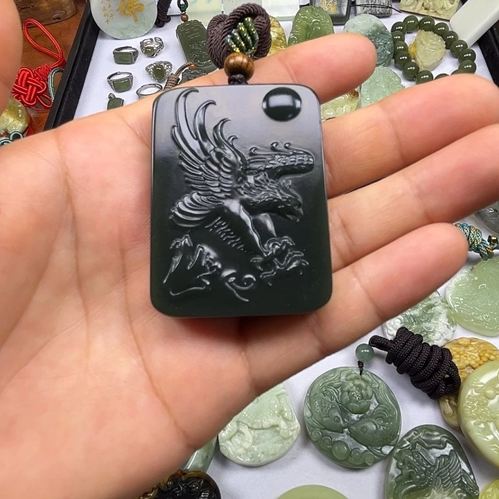 岫玉未镶嵌吊坠(赠链)