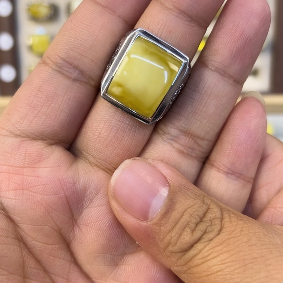 谁***…琥珀未镶嵌戒指琥珀蜜蜡镶嵌戒指