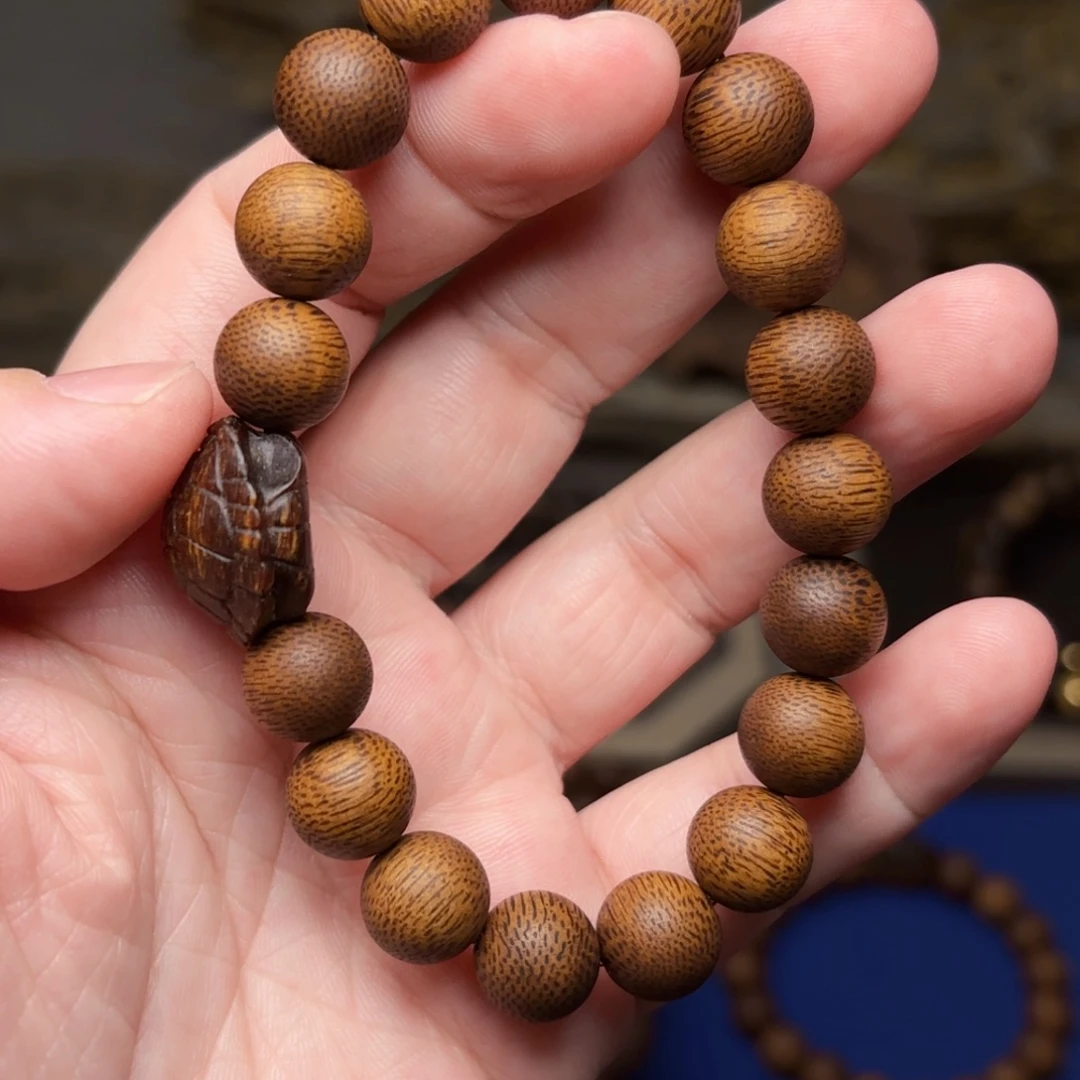 沉香手串富森红土熟结料1.0➕黑土沉香富甲雕刻