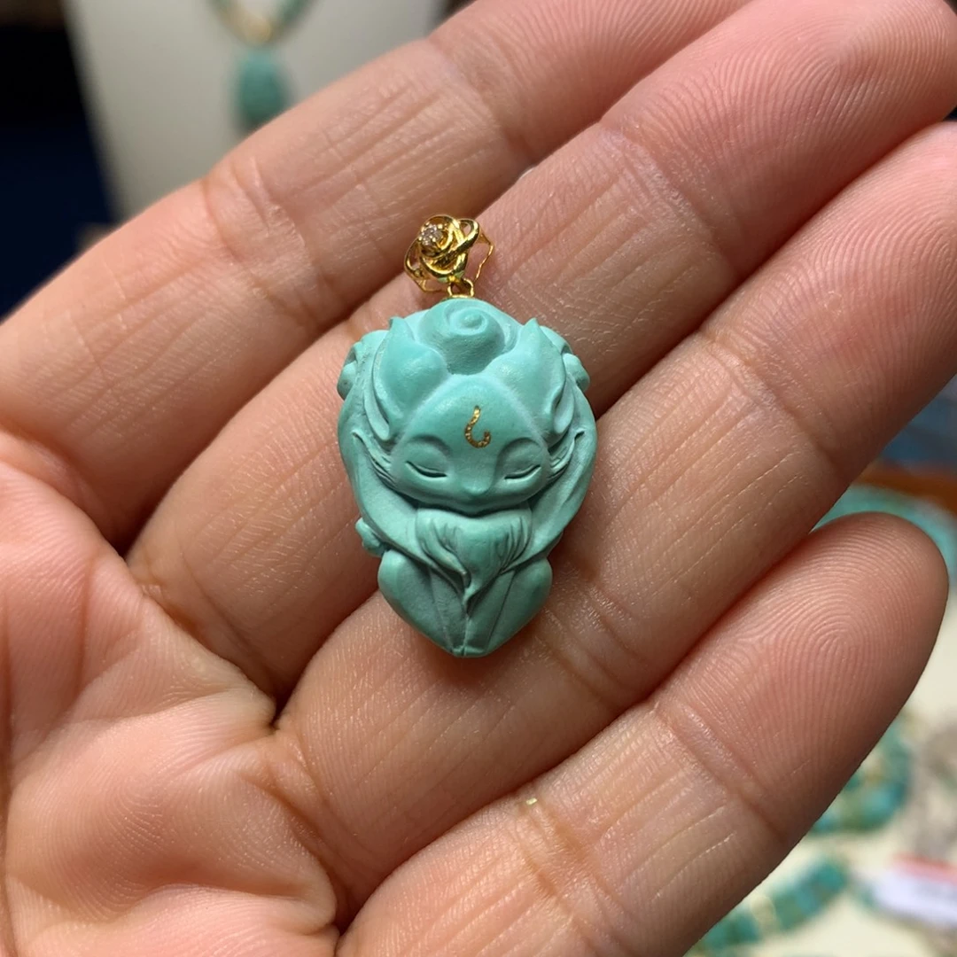 18K金镶嵌绿松石挂件