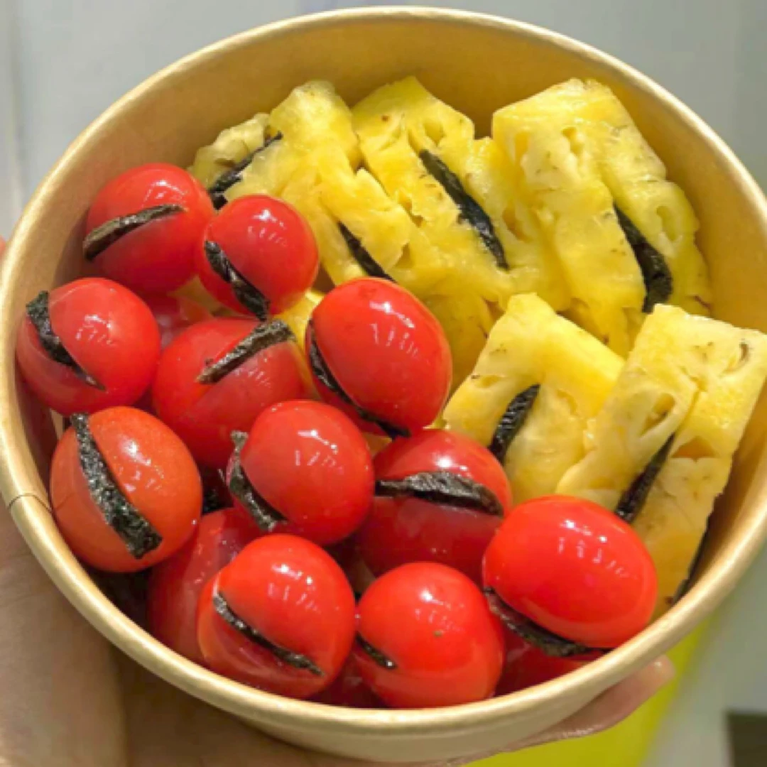 凤梨番茄加乌梅 酸酸甜甜
