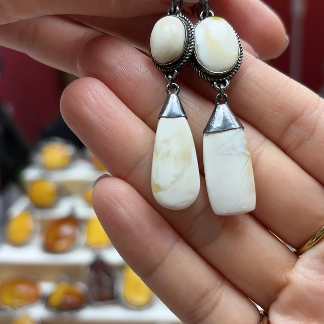 琥珀裸石未镶嵌17耳坠