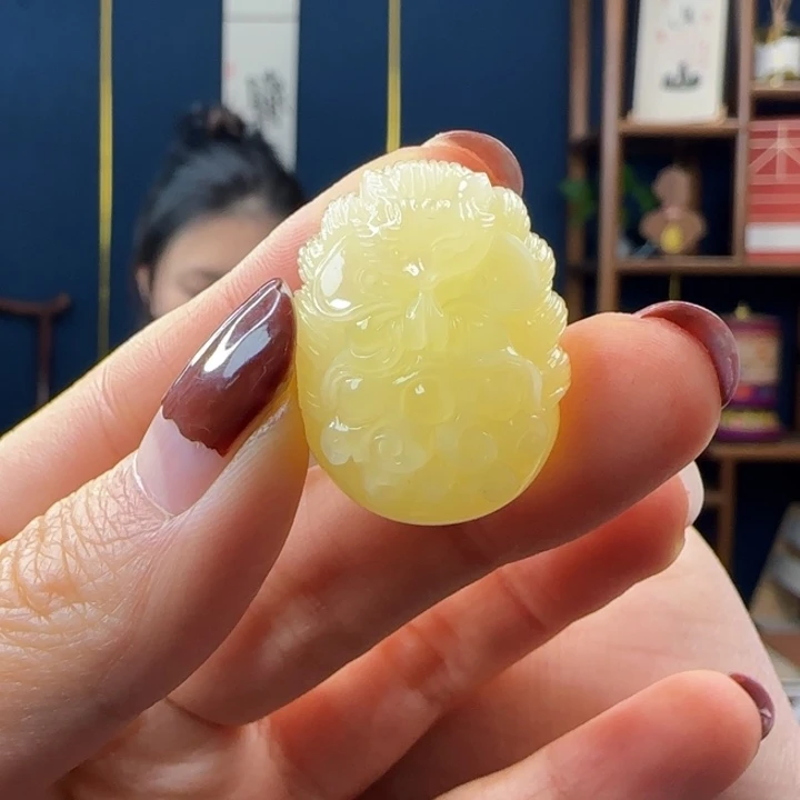 蜜蜡吊坠(赠链)未镶嵌