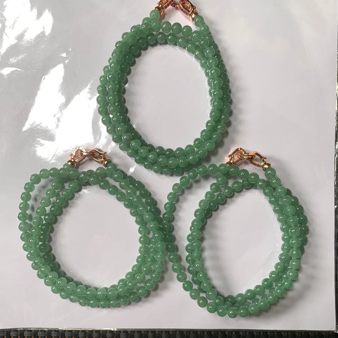 翡翠A货绿项链多样性发货，发一件666