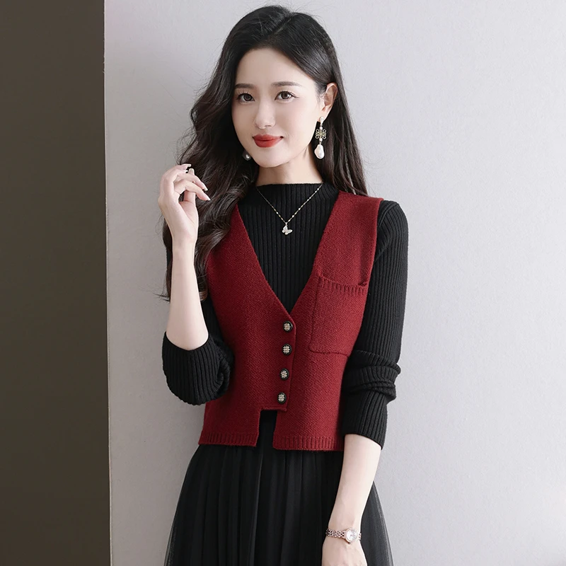 针织马甲女春秋配裙子背心2025新款叠穿坎肩冬季加厚红色毛衣马夹