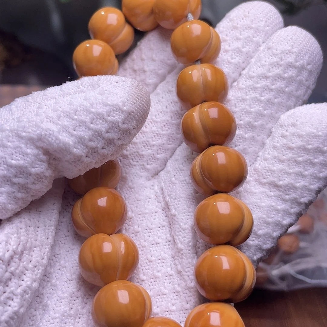 c***甲吊坠猴头核桃屁桃