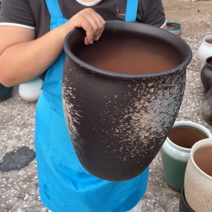 紫砂花盆口27高34瑕疵瑕疵