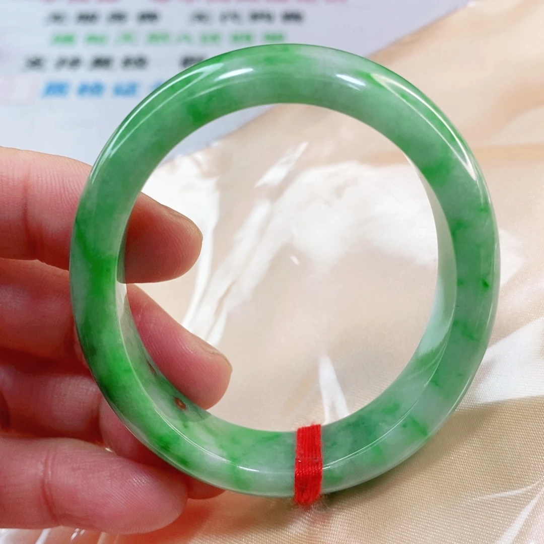 翡翠手镯未镶嵌52.3圈口贵妃