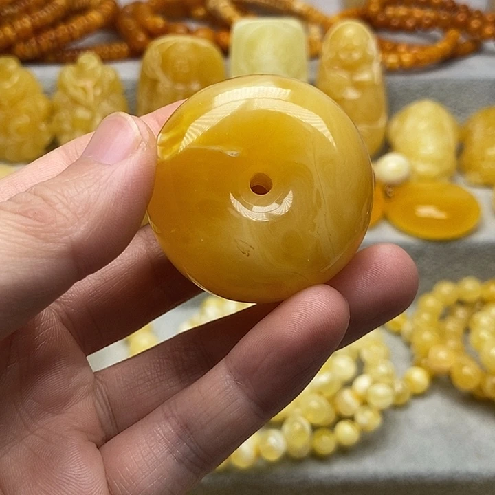 琥珀颈饰未镶嵌琥珀蜜蜡平安扣妖花纹