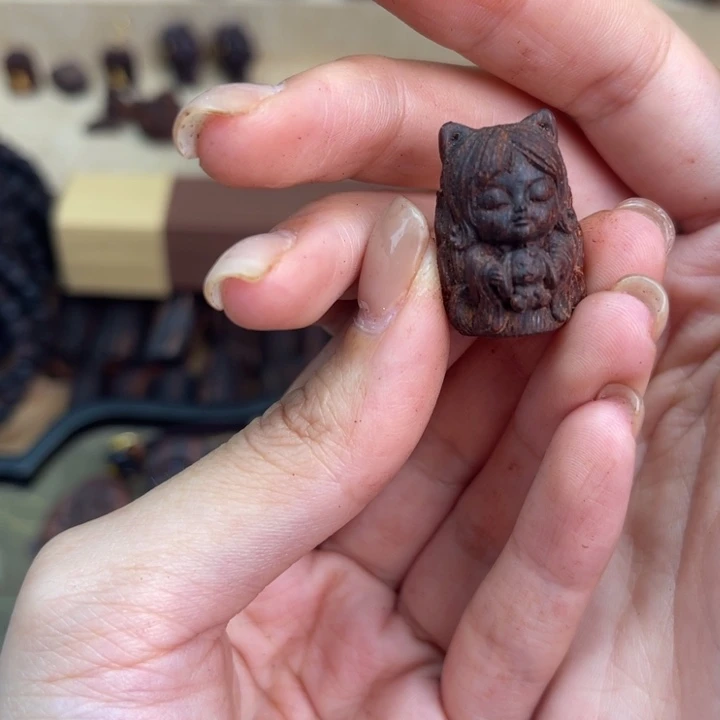 降真香其他2.5黄油凤九雕刻件