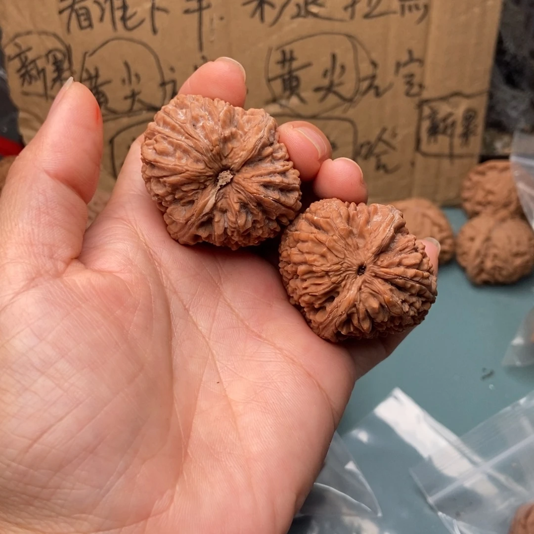 欧***5吊坠文玩核桃蒜头96