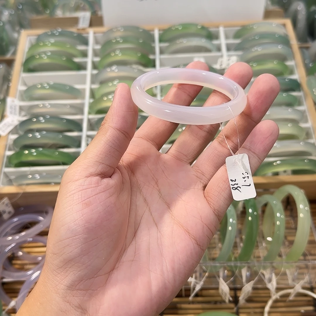 玛瑙/玉髓未镶嵌手镯圈口55.7