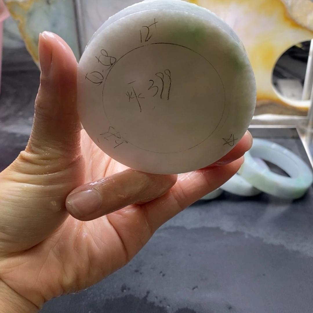 定制翡翠正未镶嵌