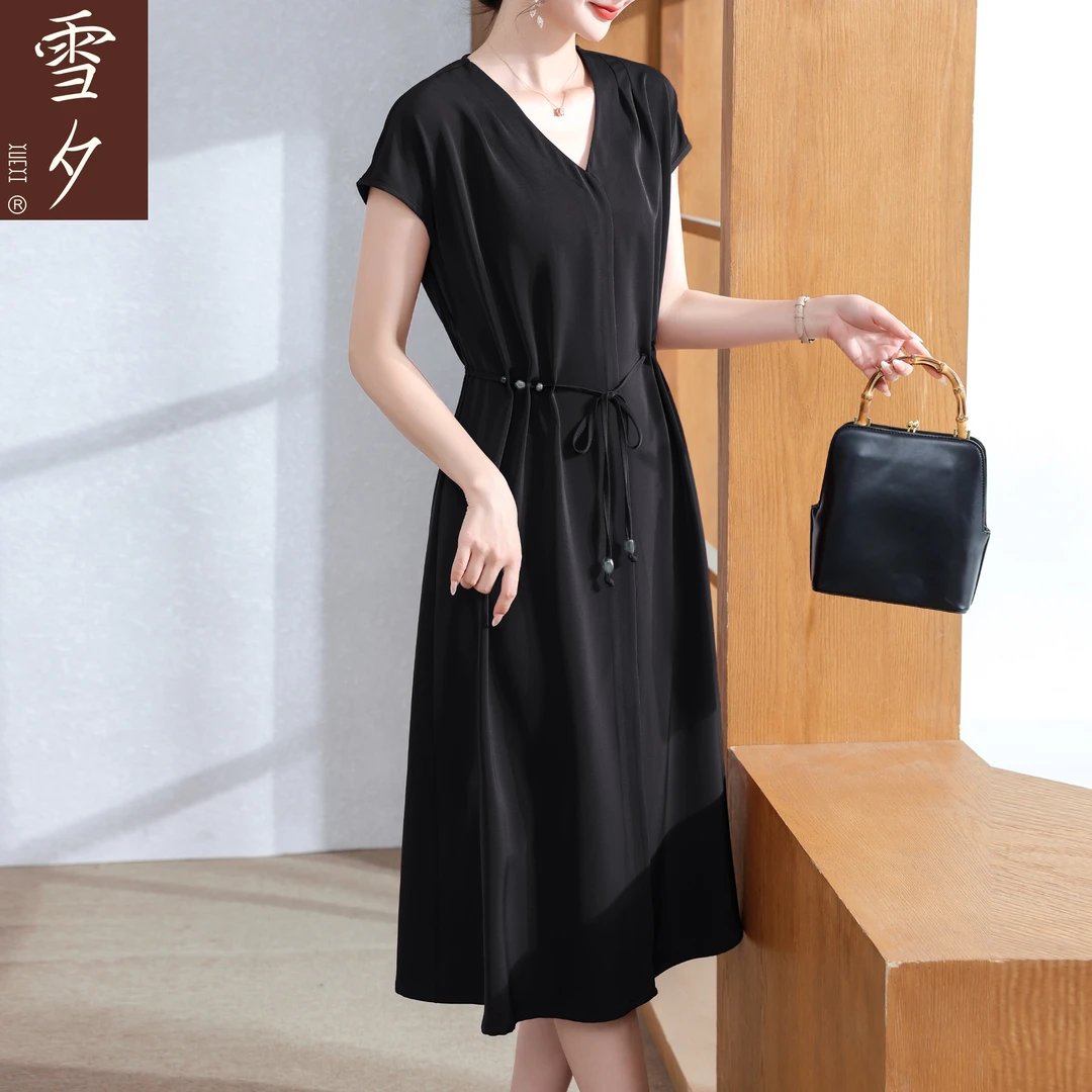 雪夕妈妈夏装时尚洋气连衣裙短袖中老年女夏季国风收腰新款长裙子